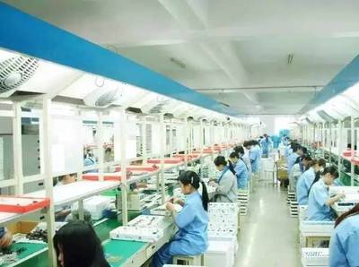 18年,他將一家只有1名員工的公司,打造成了中國最大的剃須刀企業丨假期閱讀